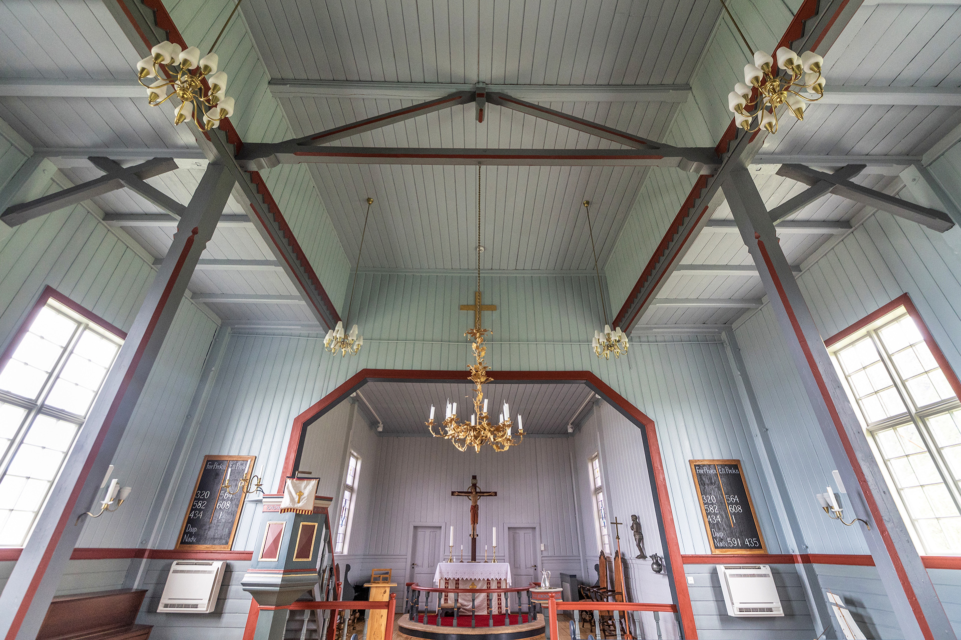 Gimsøy Church (5)